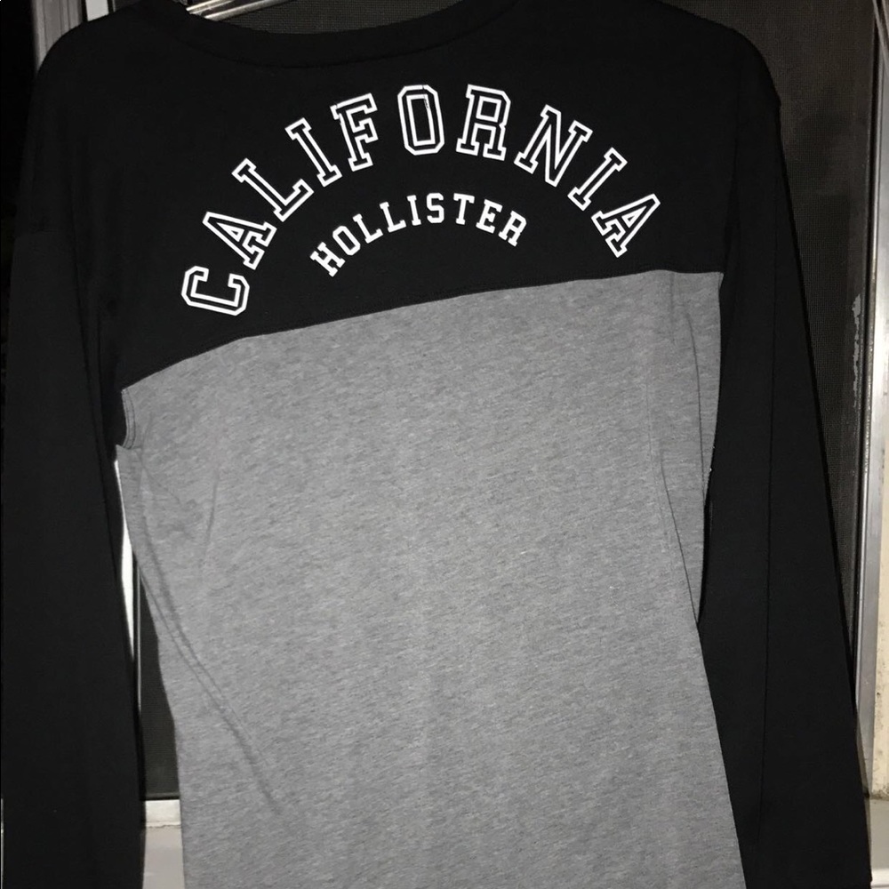 Hollister long sleeve T